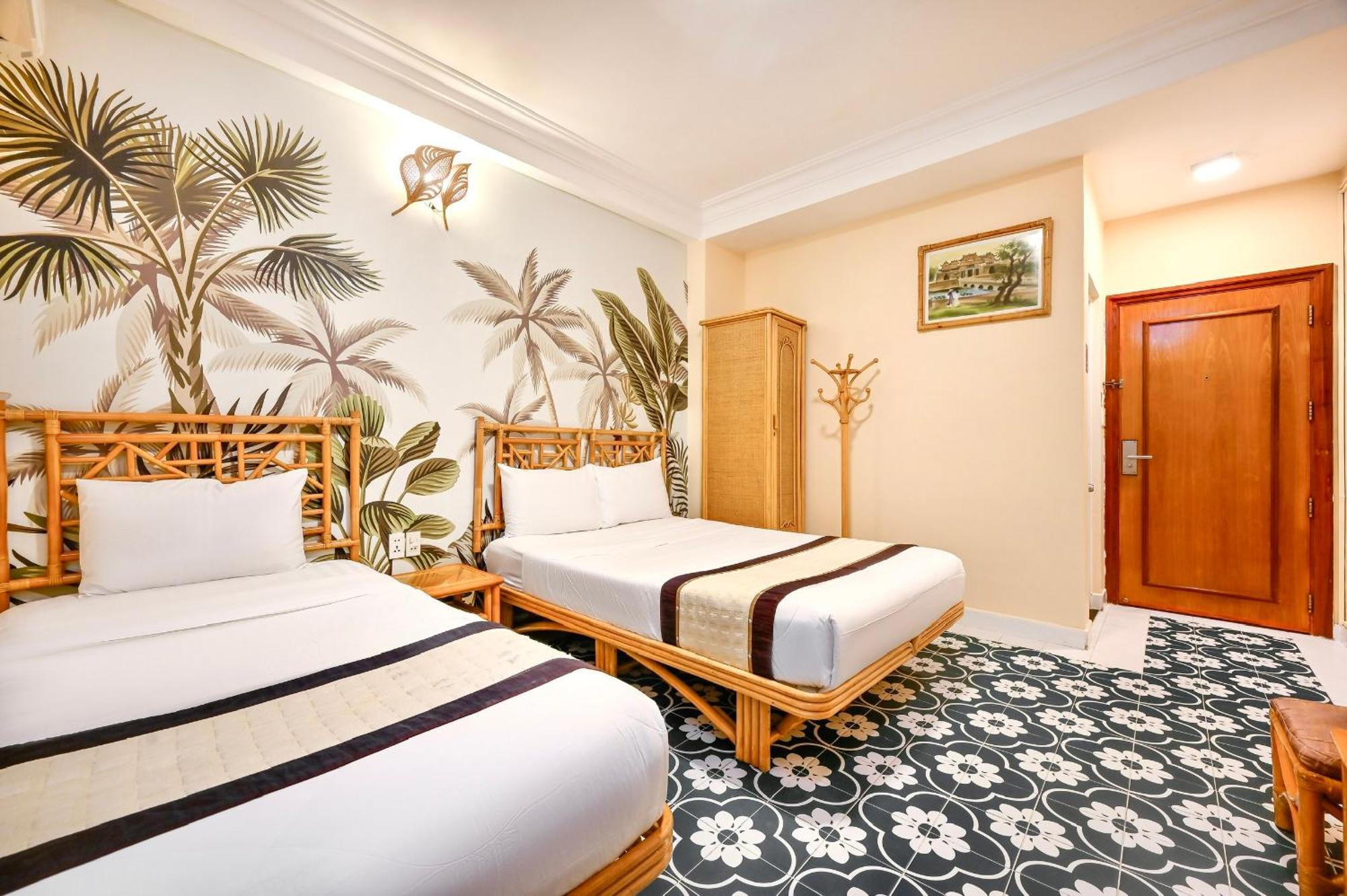 Spring House Saigon Park 3*