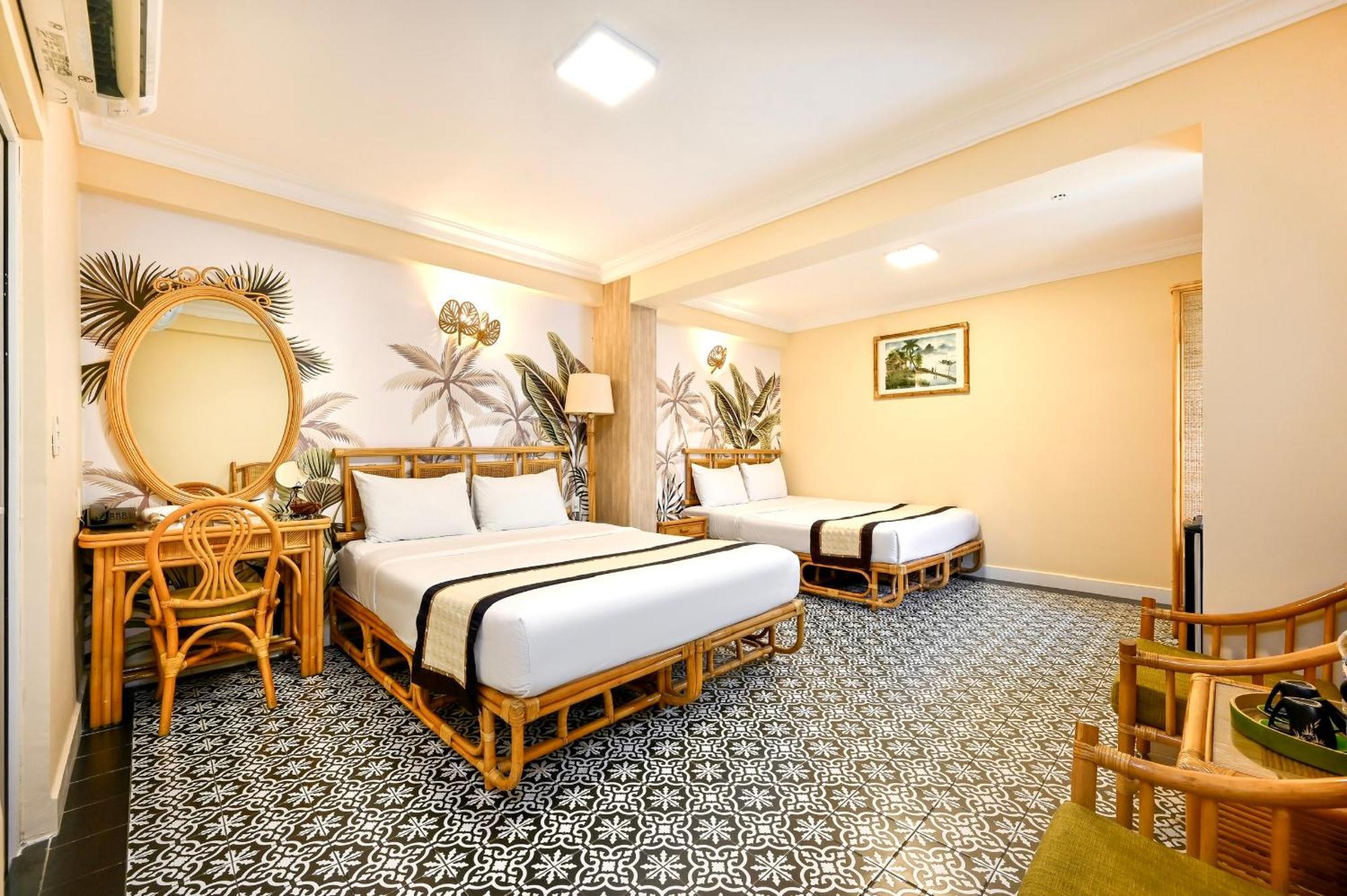 Spring House Saigon Park Hotel